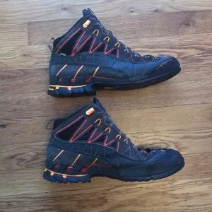 La Sportiva Hyper Mid GTX Hiking Boot (no laces)